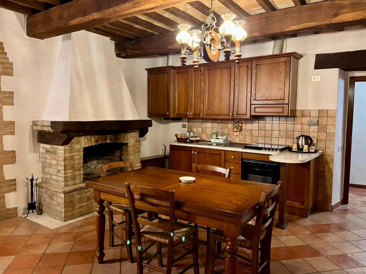 Agriturismo Le Querciole In Val D'Orcia Баньо-Виньони Экстерьер фото