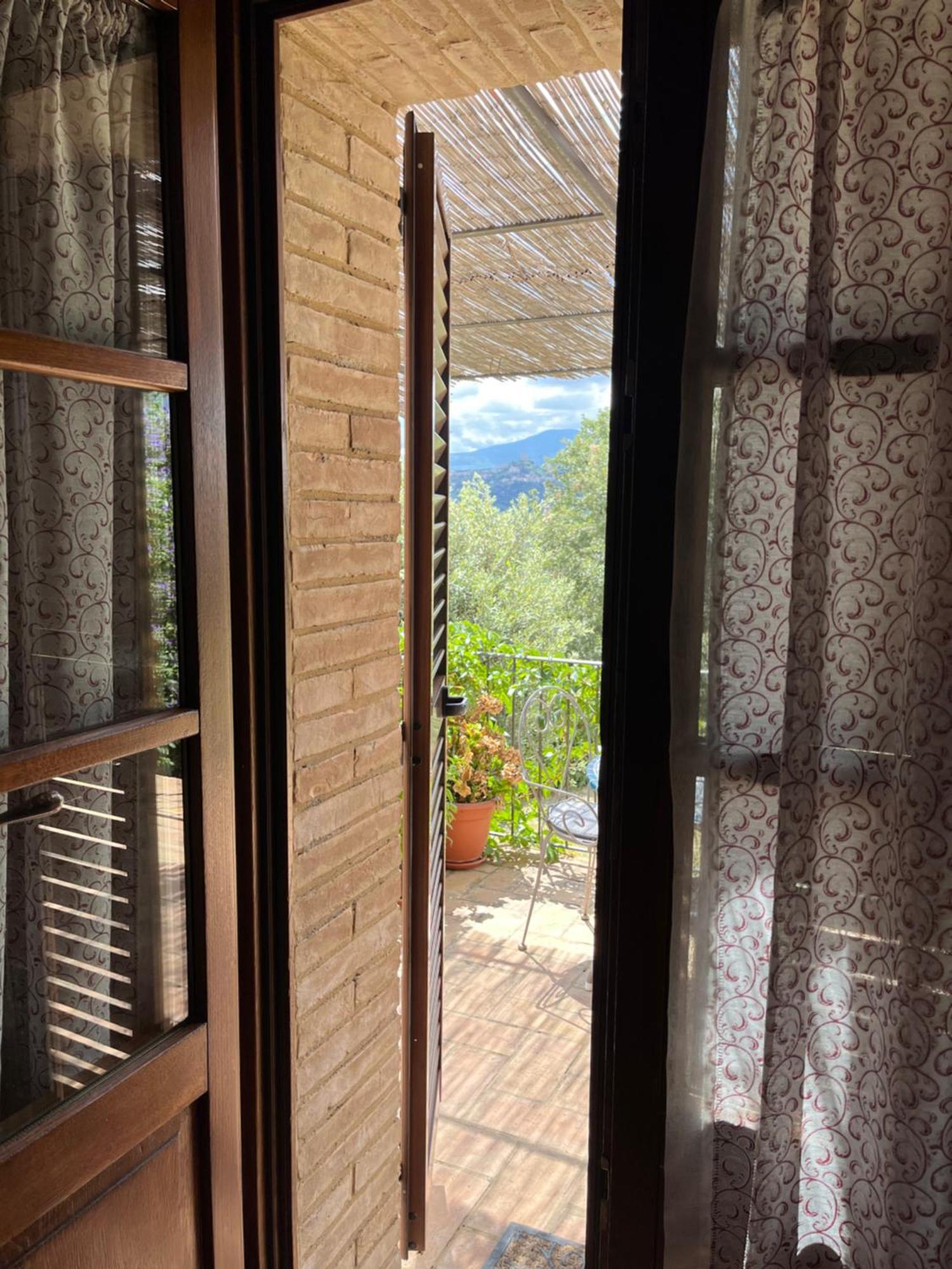Agriturismo Le Querciole In Val D'Orcia Баньо-Виньони Номер фото